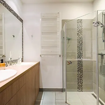 Kolejowa Aparthotel 4*