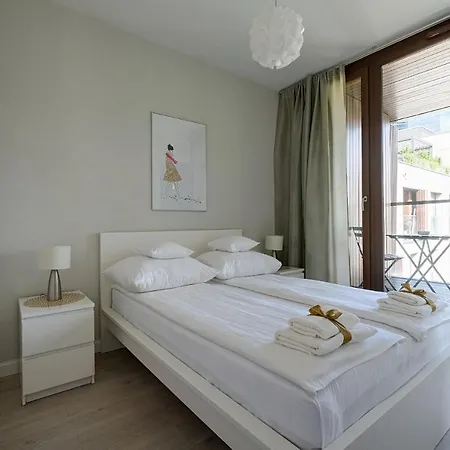 Aparthotel Kolejowa 4*
