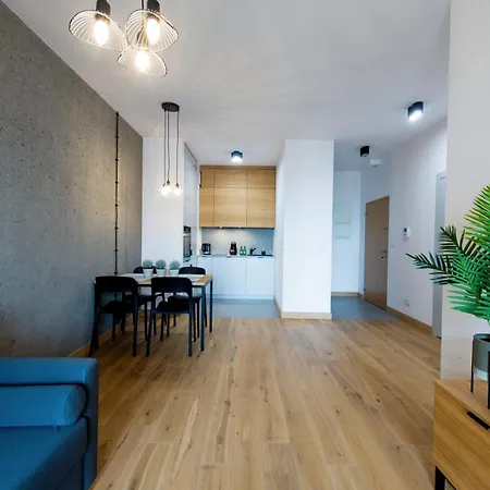 Kolejowa شقة فندقية وارسو