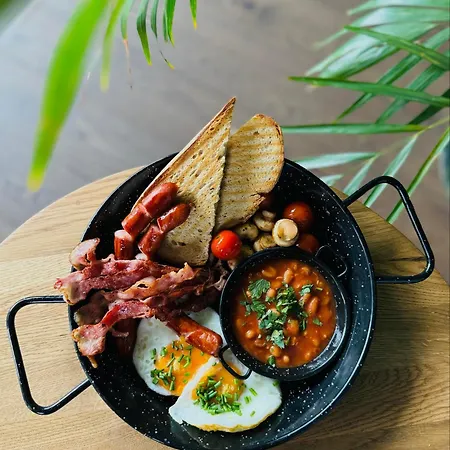 Kolejowa Ξενοδοχείο με διαμερίσματα 4*