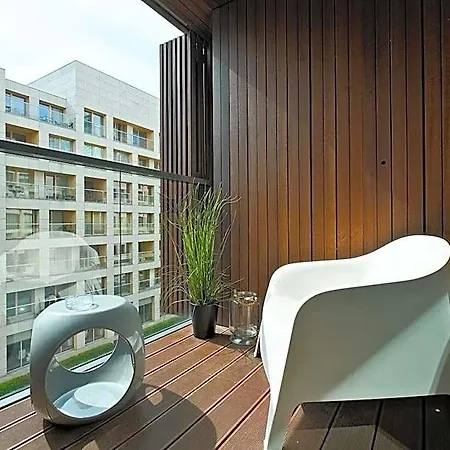 Kolejowa Lejlighedshotel Warszawa