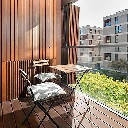 Kolejowa 4* Warszawa
