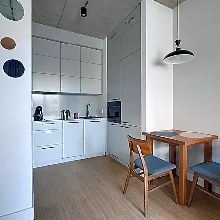 Kolejowa 4* Warszawa