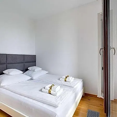 Kolejowa Lejlighedshotel 4*