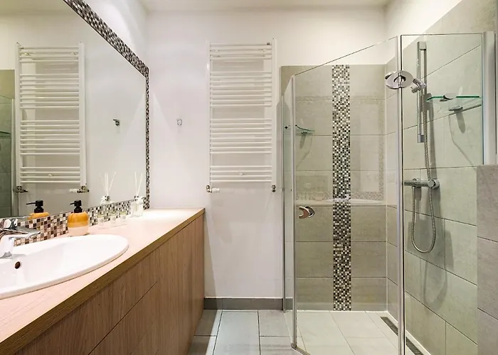 Kolejowa Aparthotel 4*