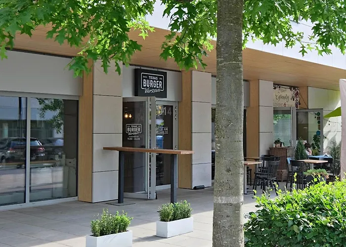 Aparthotel Kolejowa 4*