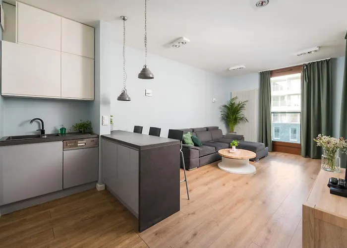 Aparthotel Kolejowa Warschau