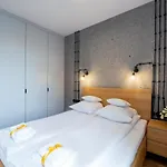 Aparthotel Kolejowa 4*