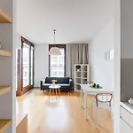 Aparthotel Kolejowa Warschau