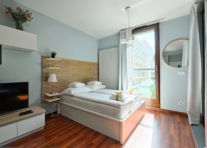 Aparthotel Kolejowa 4*