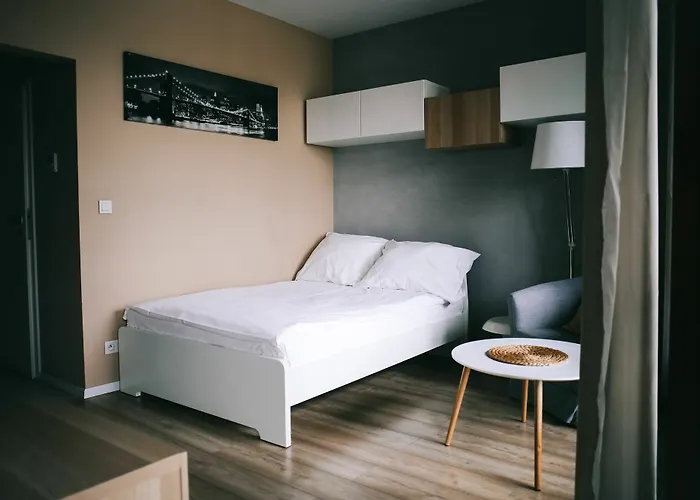 Kolejowa Aparthotel 4*