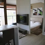 Kolejowa 4* وارسو