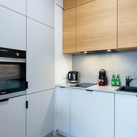 Kolejowa 3* Warsaw