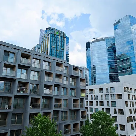 Kolejowa 3* Warsaw