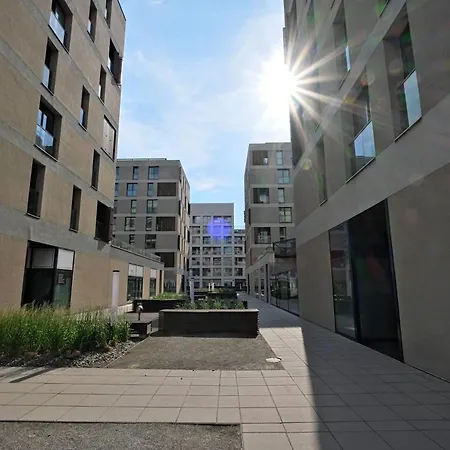 Kolejowa Aparthotel 3*