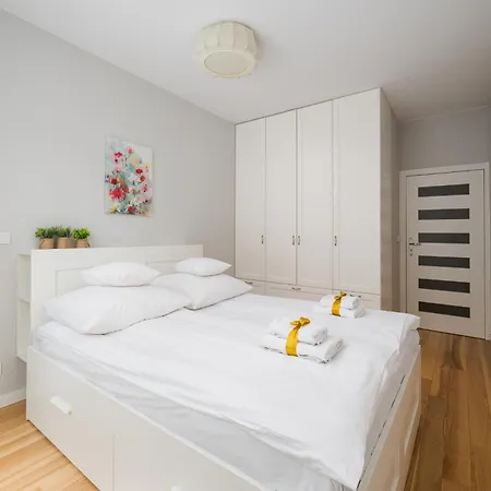 Aparthotel Kolejowa Warsaw