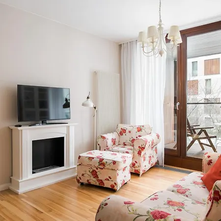 Kolejowa Aparthotel 3*