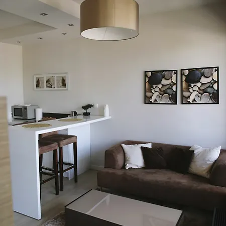 Aparthotel Kolejowa 3*